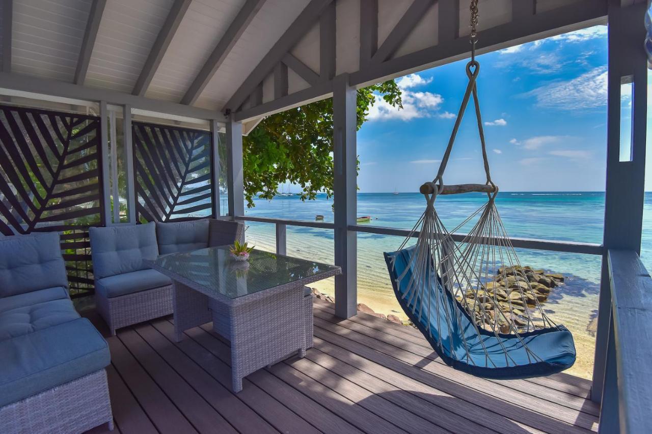 Le Nautique Beachfront Apartments Anse Royale Exterior photo